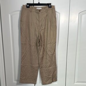 Women’s Tan Pants